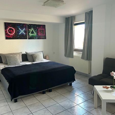Mikroapartments Klarenthal Saarbrucken Bagian luar foto