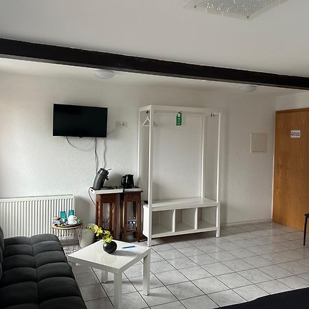 Mikroapartments Klarenthal Saarbrucken Bagian luar foto