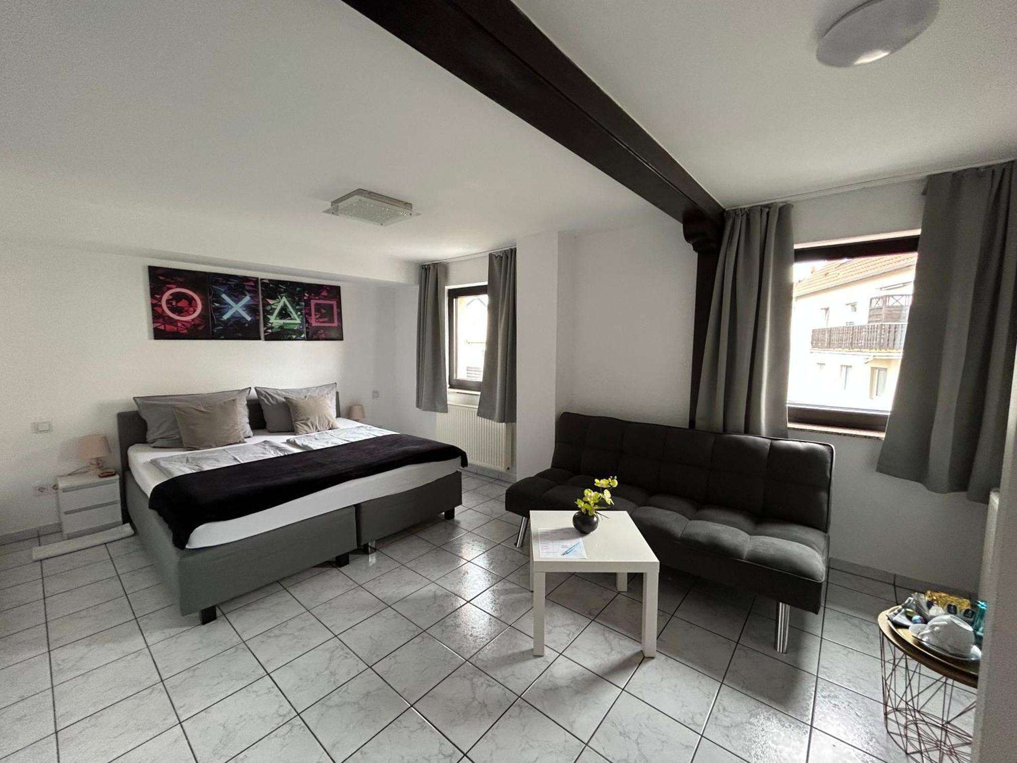 Mikroapartments Klarenthal Saarbrucken Bagian luar foto